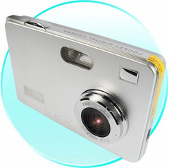 CMOS Digital Camera - 5.0M Pixel (Up to 8M Pixel)+ Rechargeable Li-ion Battery